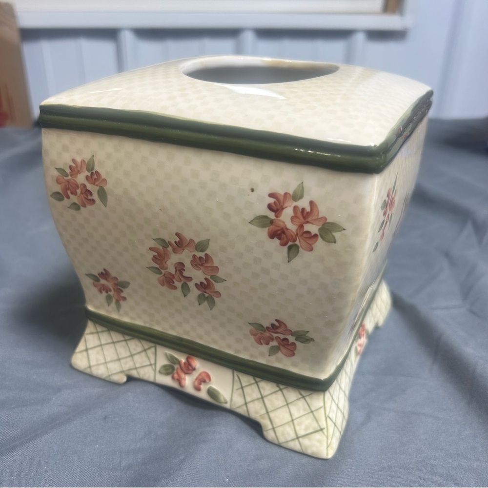 Floral Ceramic Square Tissue Cover - Pink & Green